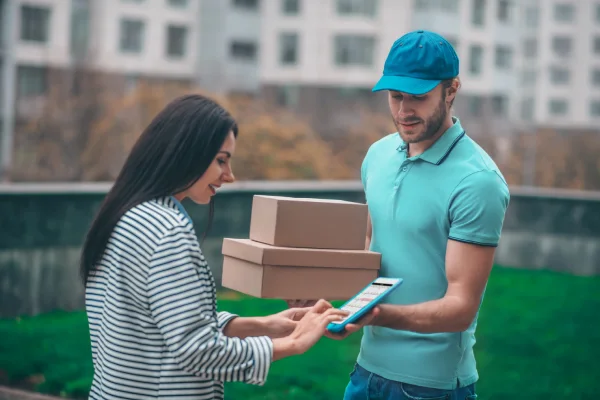Parcel Delivery Img1